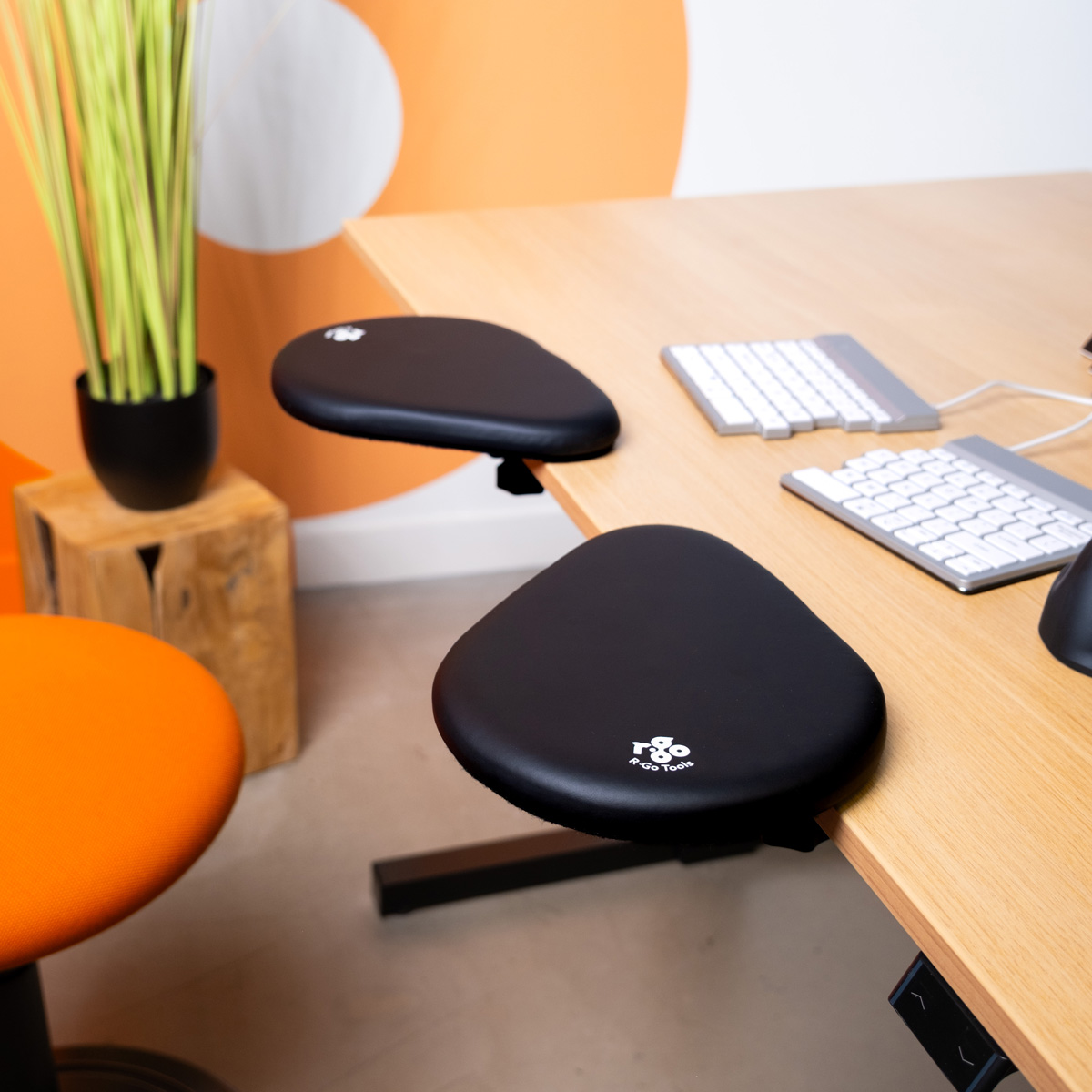 R-Go Split Armrest