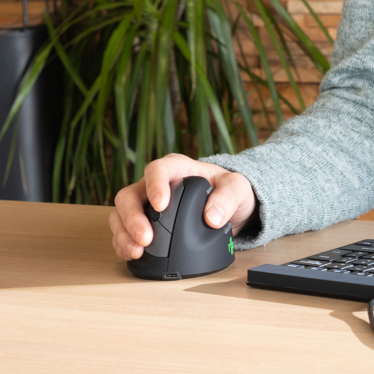 R-Go HE Break Mouse (large, right, bluetooth)