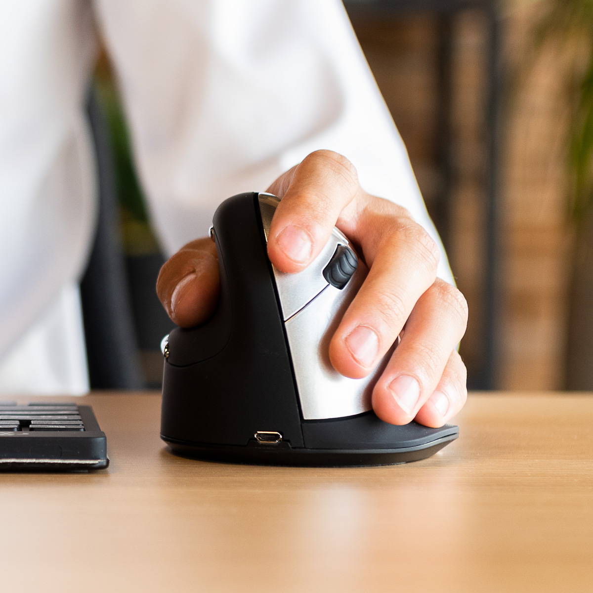 R-Go HE Break Mouse (large, left, wireless)
